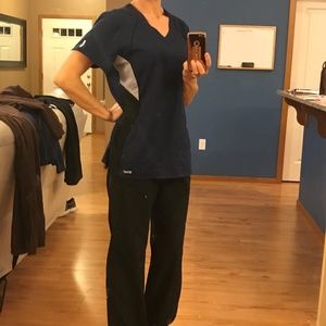 Grey's Anatomy Navy Active top Cherokee Infinity